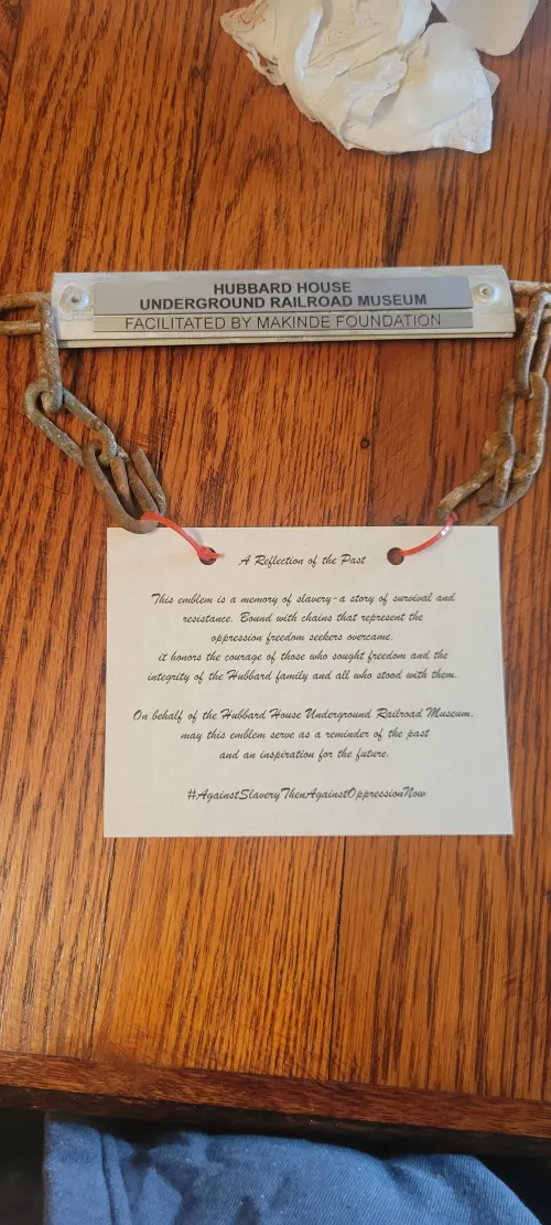 Hubbard House Plaque Showing Makinde Foundation Support